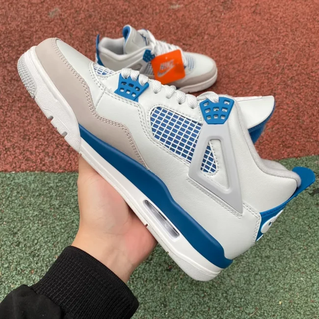 AJ 4 Retro Military Blue 2024