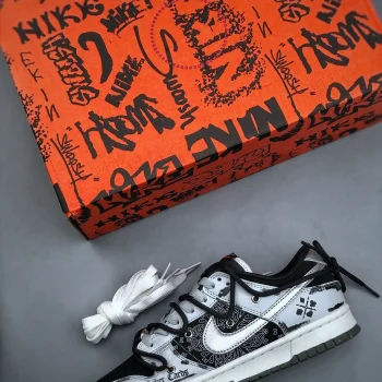 Ow X Dunk Low Black White