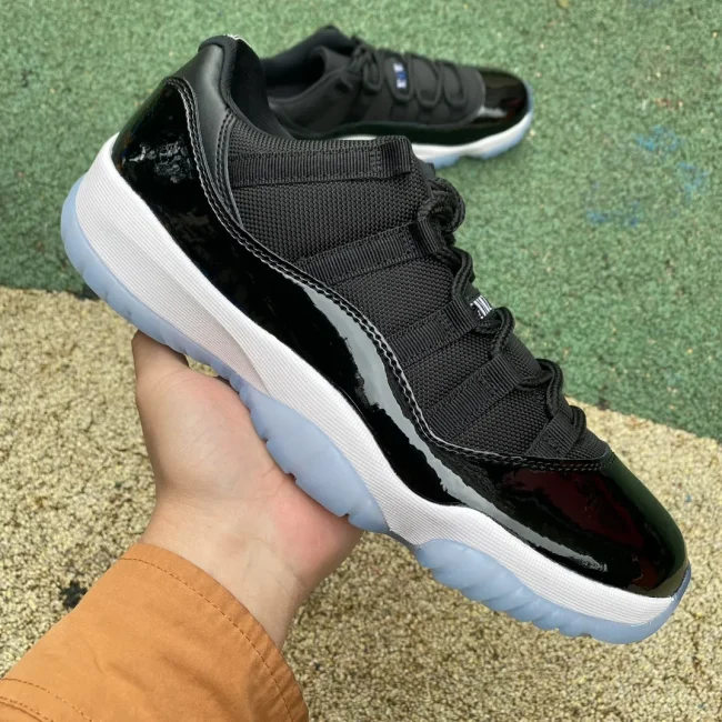 AJ 11 Retro Low Space Jam