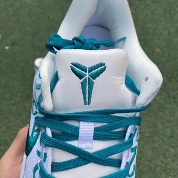 Kobe 8 Protro Radiant Emerald