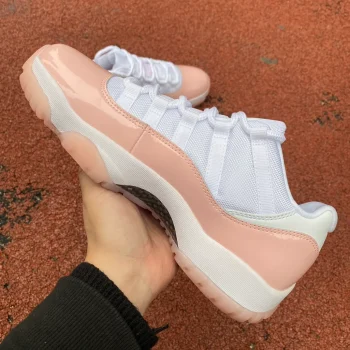 AJ 11 Retro Low Legend Pink