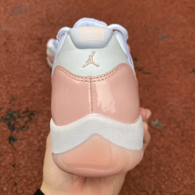 AJ 11 Retro Low Legend Pink