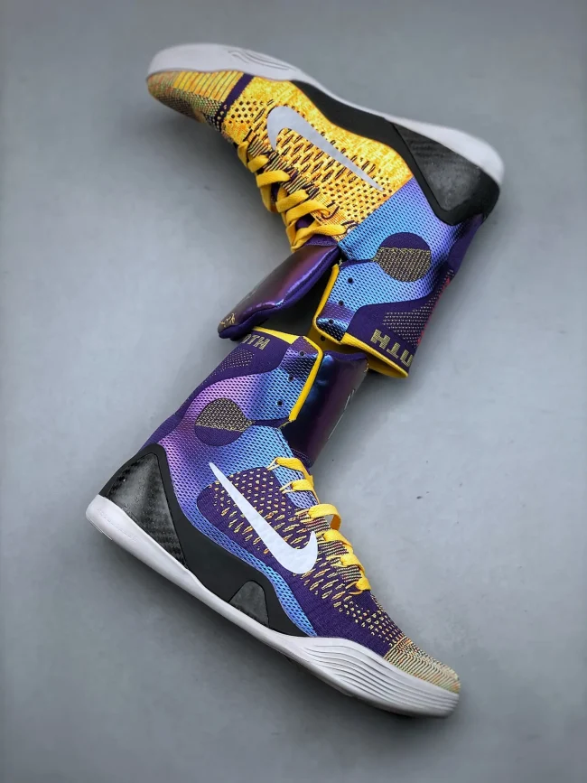 Kobe 9 Elite Team Showtime