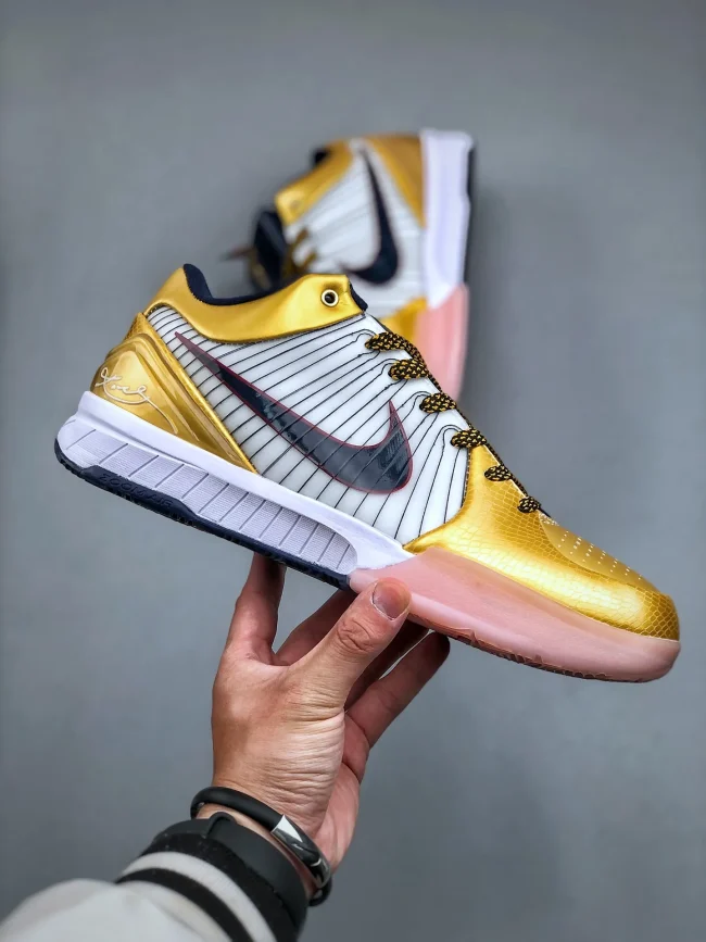 Zoom Kobe 4 Protro Gold Medal 2024