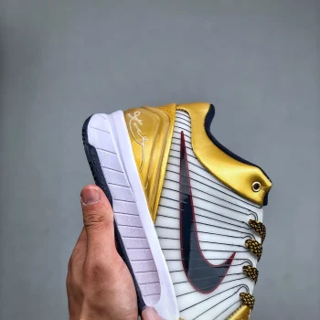 Zoom Kobe 4 Protro Gold Medal 2024