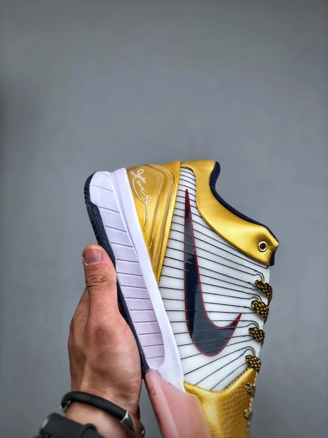 Zoom Kobe 4 Protro Gold Medal 2024