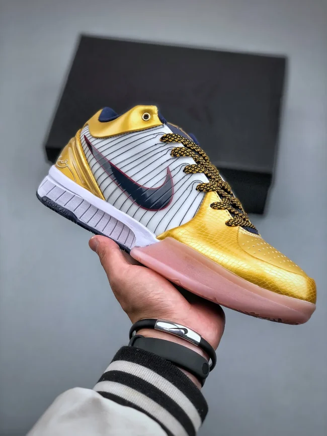 Zoom Kobe 4 Protro Gold Medal 2024