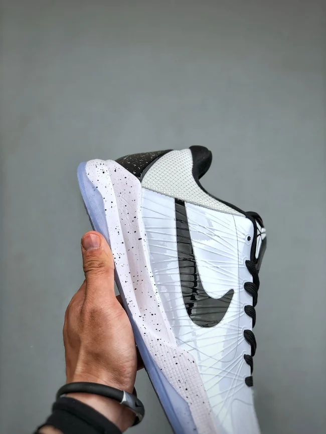 Zoom Kobe 5 Protro White Black