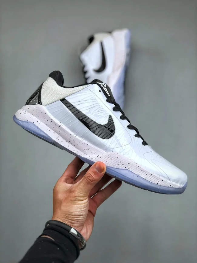 Zoom Kobe 5 Protro White Black