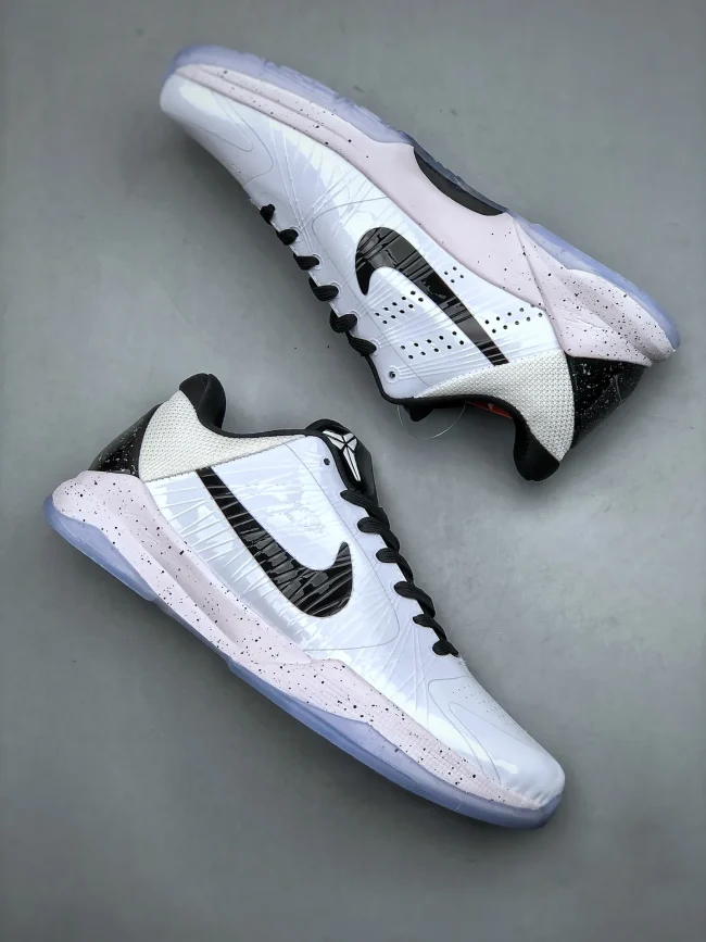 Zoom Kobe 5 Protro White Black