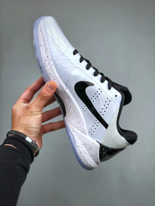 Zoom Kobe 5 Protro White Black