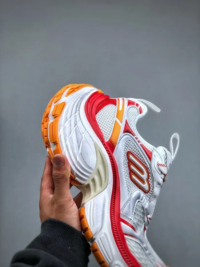 Balen 10xl Sneakers White Red Orange