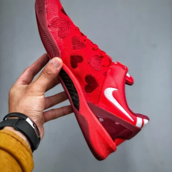 Kobe 8 Protro Valentine's Day