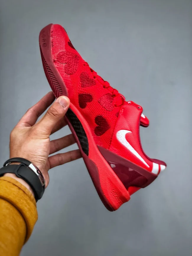 Kobe 8 Protro Valentine's Day