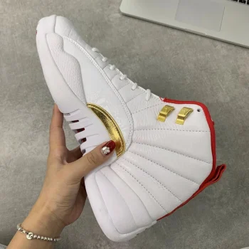 AJ 12 Retro Fiba