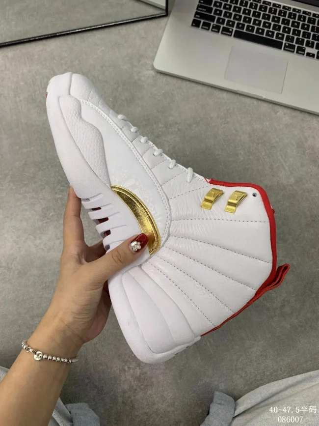 AJ 12 Retro Fiba