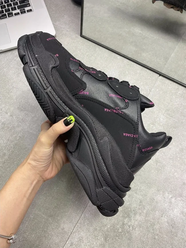 Balen Allover Logo Triple S Black/pink