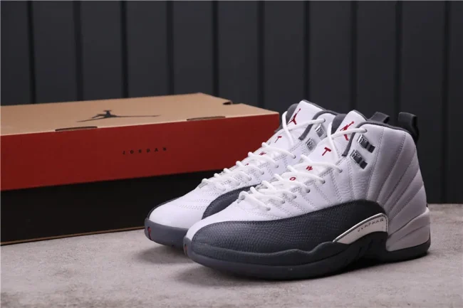 AJ 12 Retro Dark Grey