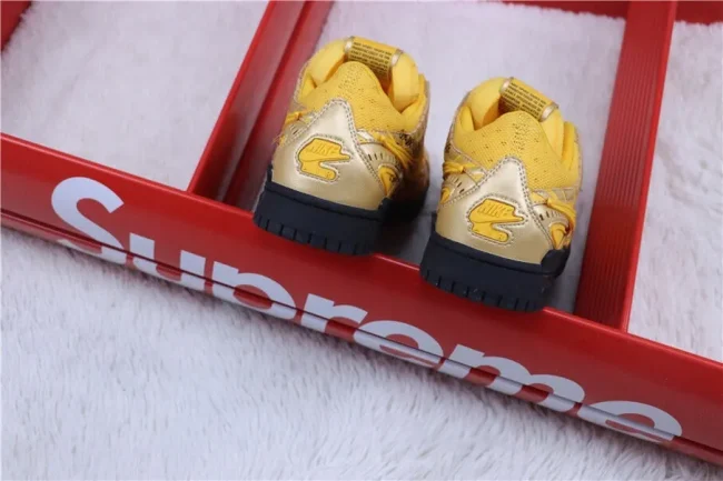 Ow X Air Rubber Dunk University Gold