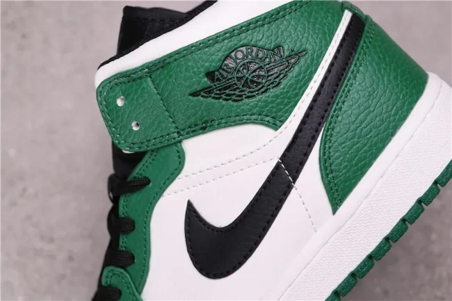 AJ 1 Mid Se Pine Green