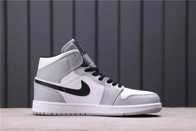 AJ 1 Mid Smoke Grey