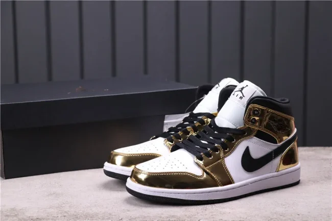 AJ 1 Mid Se White Metallic Gold