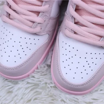 Jeff Staple X Dunk Low Pro Sb Pink Pigeon