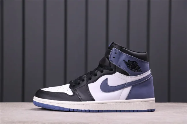 AJ 1 Retro High Og Blue Moon