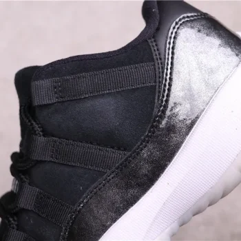 AJ 11 Retro Low Barons