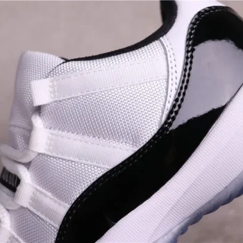 AJ 11 Retro Low Concord