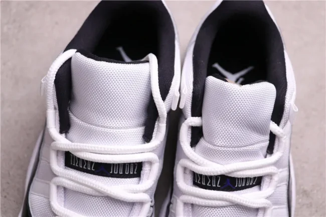 AJ 11 Retro Low Concord