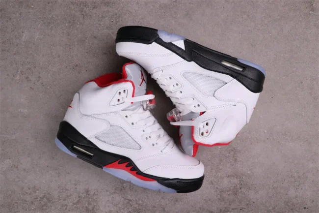 Aj 5 Retro Fire Red Silver Tongue