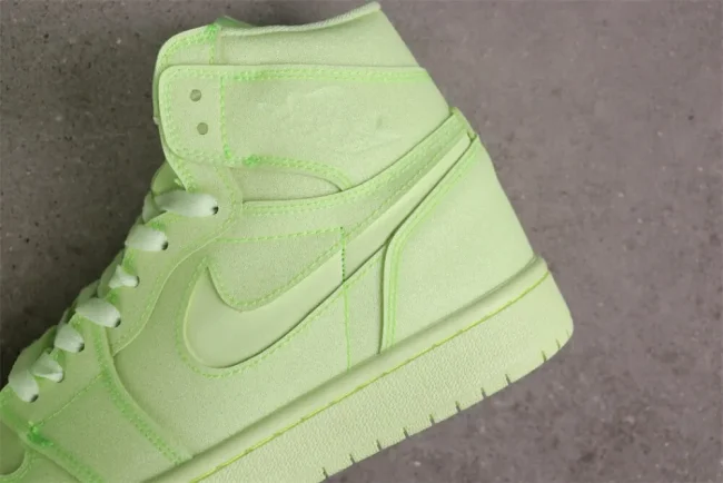 AJ 1 Retro High Prm Barely Volt