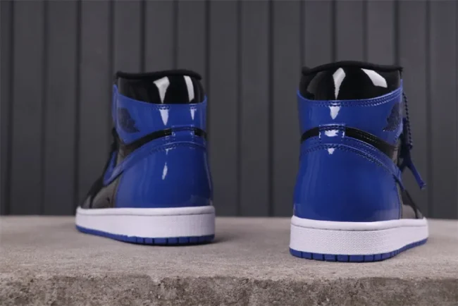 AJ 1 Retro High Og Patent Royal