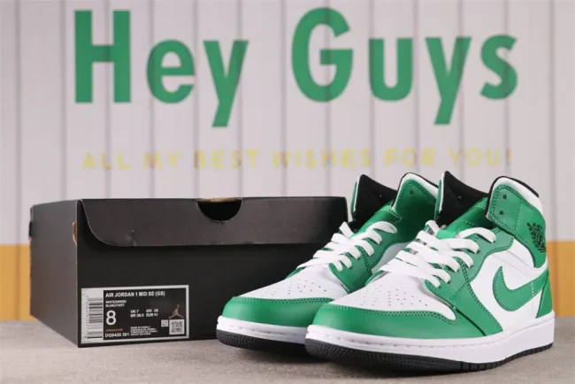 AJ 1 Mid Lucky Green