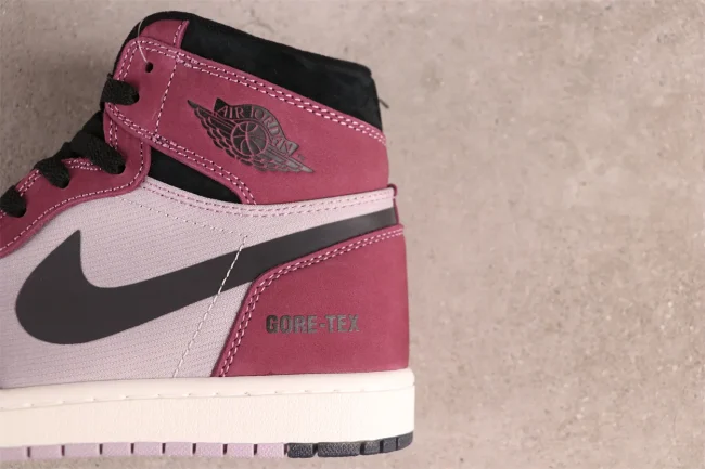 AJ 1 High Element Gore-tex Light Bordeaux