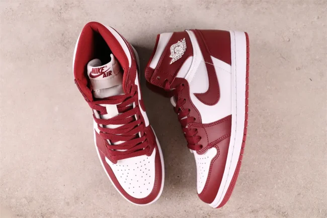 AJ 1 High Og Team Red