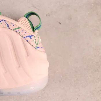 Air Foamposite One Particle Beige