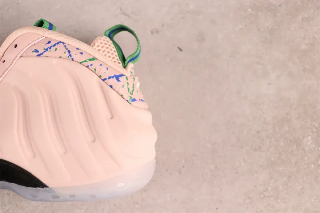 Air Foamposite One Particle Beige