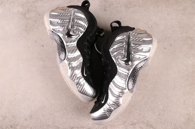 Air Foamposite Pro Silver Surfer