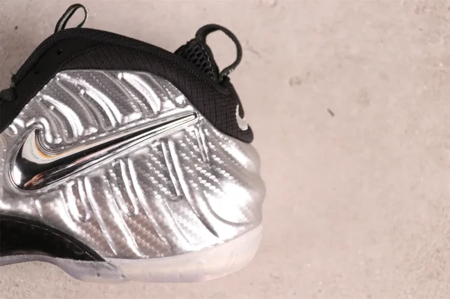 Air Foamposite Pro Silver Surfer