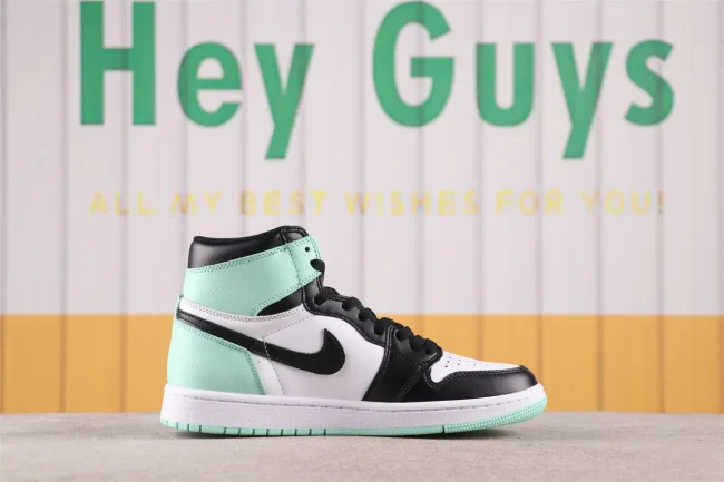 AJ 1 High Og Green Glow