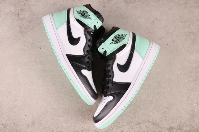 AJ 1 High Og Green Glow